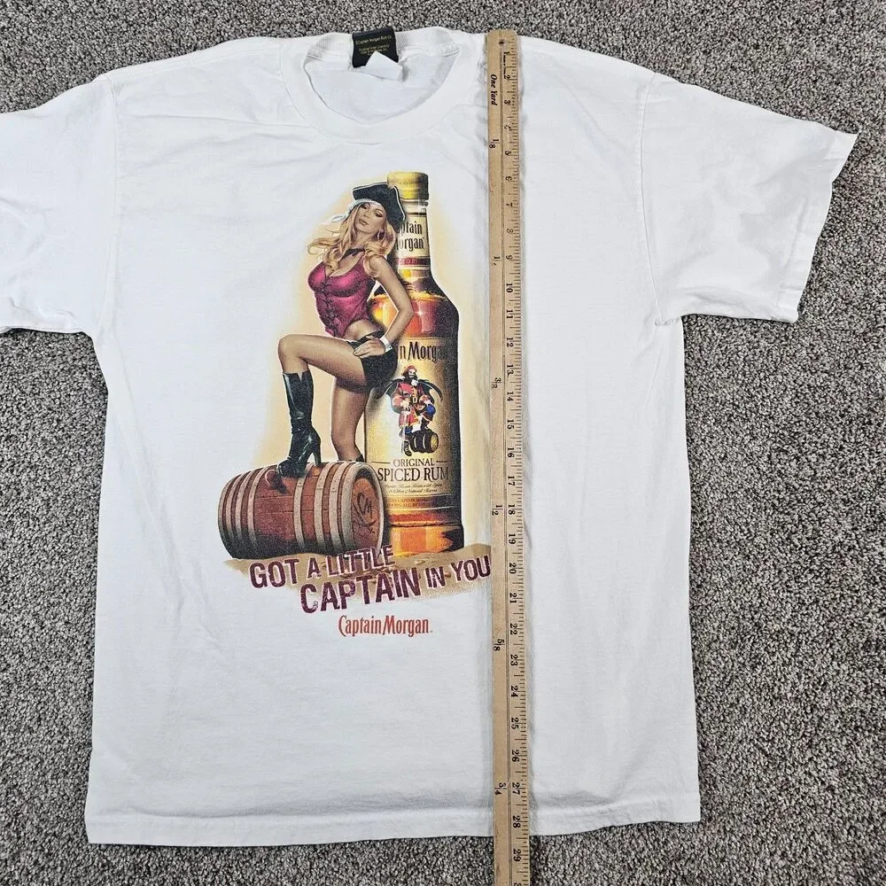 Captain Morgan Shirt Mens Large White Pirate Girl Pinup Rum Barrel Y2K Official